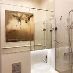 Glamour